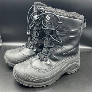 Columbia Bugaboot Celsius Boot Jr black Size 4